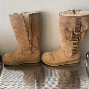 Uggs full zip with pockets